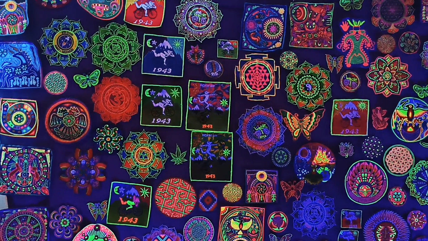 Red Aum Mandala embroidery Patch Cosmic Music Yantra psytrance goa oldschool symbol