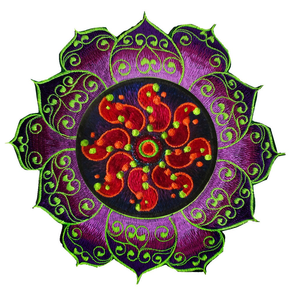 tidcombe purple mandala crop circle rainbow fractal ufo mystery