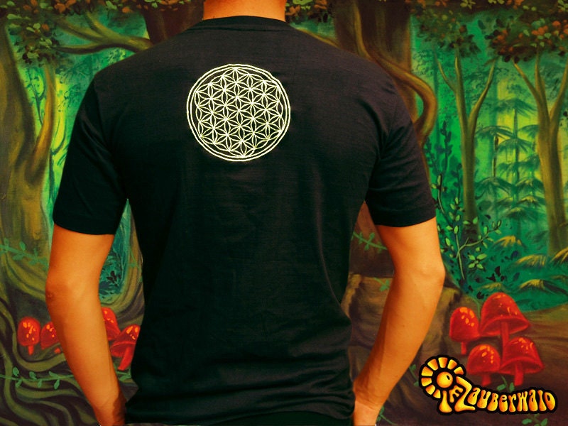 Eyes of Buddha T-Shirt blacklight aum buddhism rainbow embroidery no print goa t-shirt