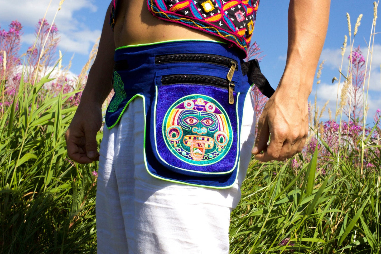 Beltbag blue Hofmann 2012 - 7 pockets, strong ziplocks, size adjustable with hook & loop and clip - blacklight active lines flower of life