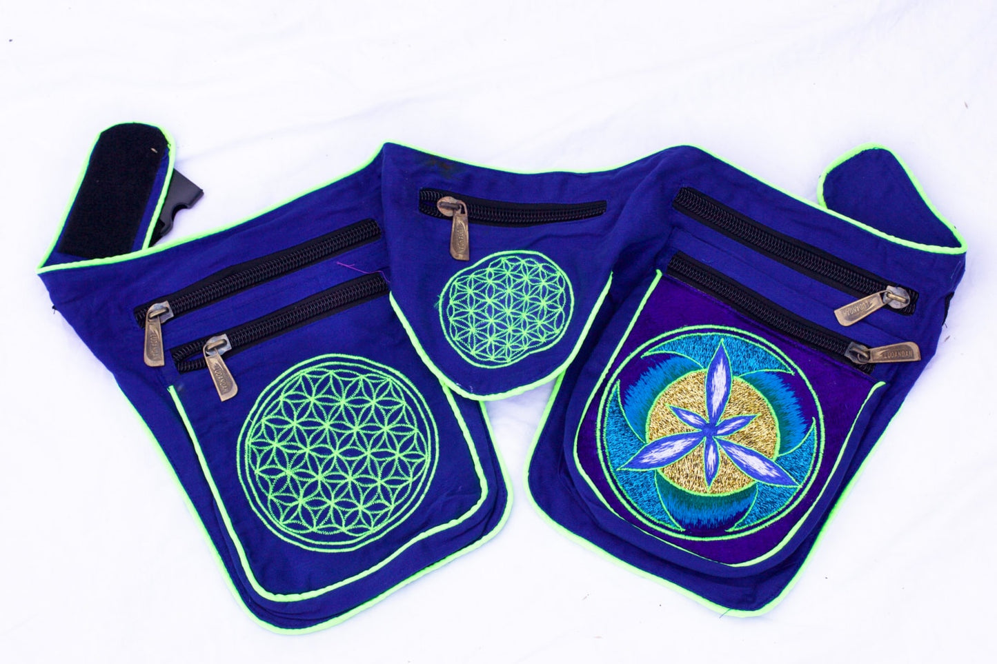 Beltbag Golden Blue flower - 7 pockets, strong ziplocks, size adjustable - hook & loop and clip - blacklight active lines flower of life
