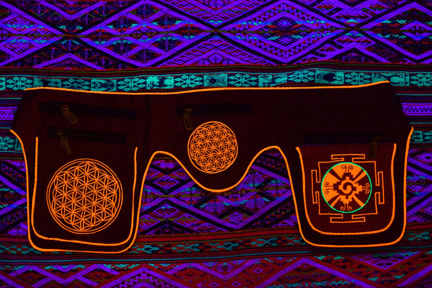 Beltbag Red Hunab Ku - 7 pockets, strong ziplocks, size adjustable with hook & loop and clip - blacklight active lines good luck