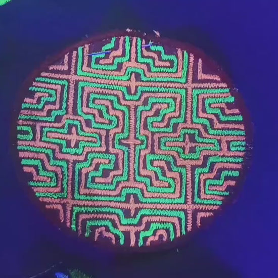 Ayahuasca patch visionary DMT indigene artwork embroidery with UV blacklight glowing effect colors for sew on Shipibo Conibo art