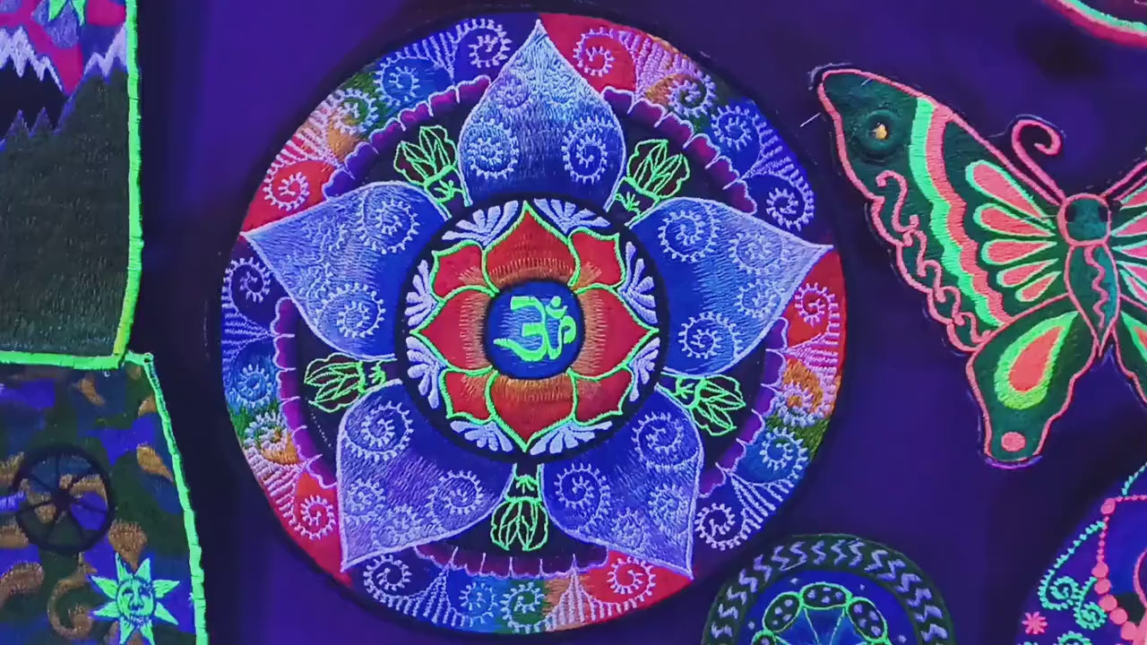 Sacred AUM Tankar Mandala Embroidery Patch UV glowing fractal rainbow cosmic music art Goa Trance Psychedelic OM Yantra