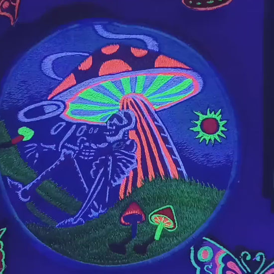 Mushroom blacklight Patch psy patch LSD psychedelic skull magic mushrooms psilos psilocybin