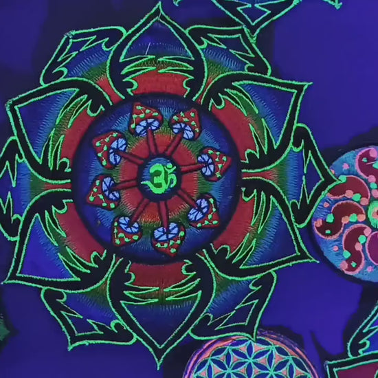 Shroom AUM Psychedelic Psilocybin mushroom