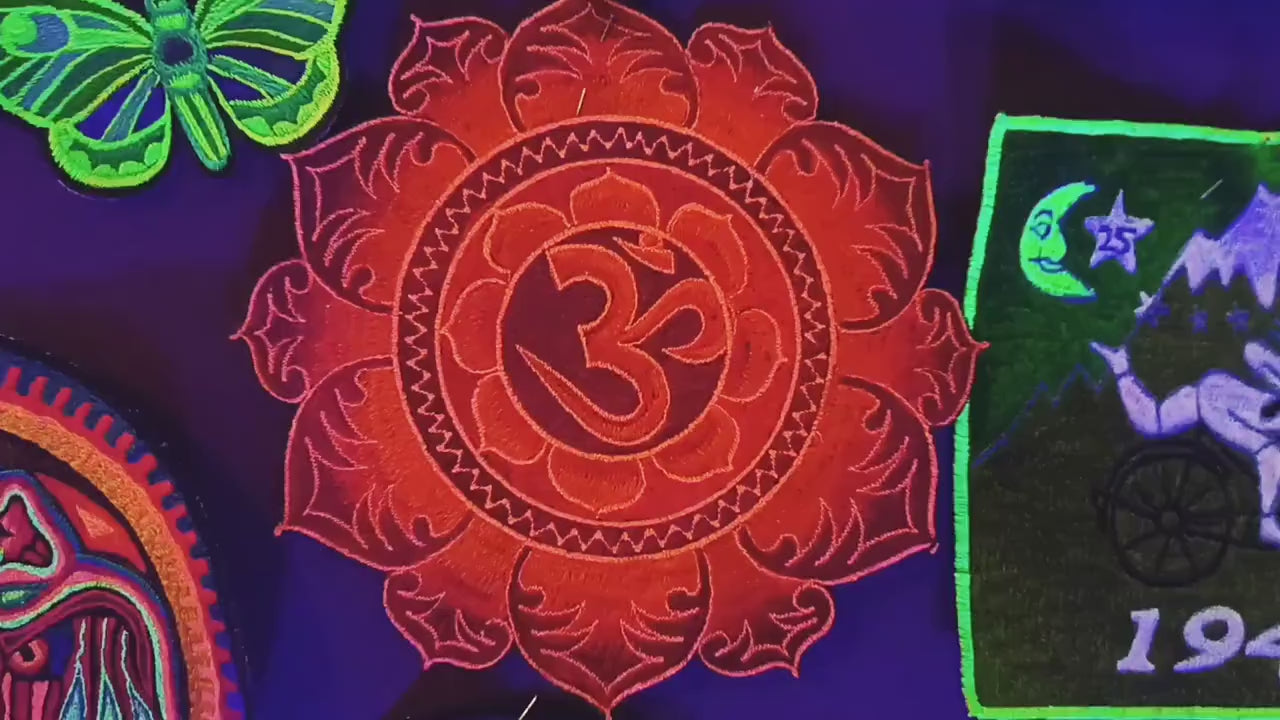 Red Aum Mandala embroidery Patch Cosmic Music Yantra psytrance goa oldschool symbol