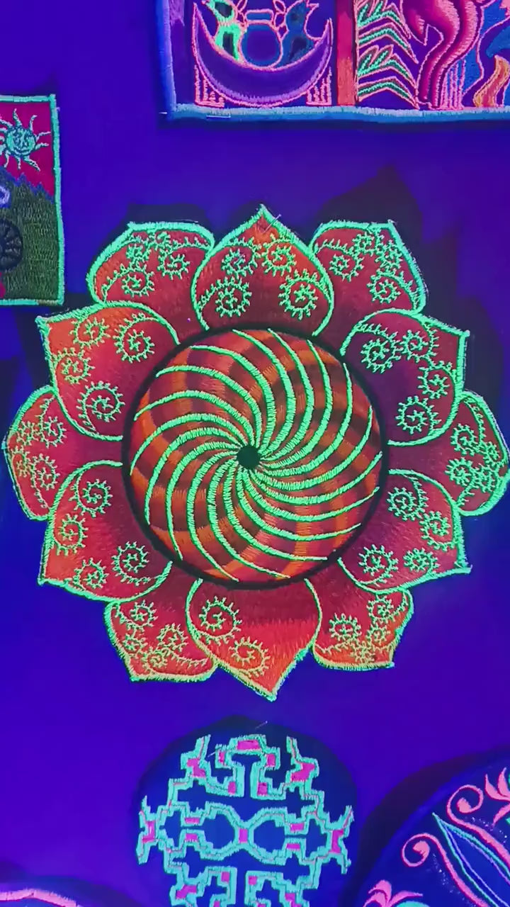 Fractal Mandala Spiral Patch Psychedelic Yantra Blacklight Glowing Goa Trance LSD Embroidery Psytrance Hippie Art Consciousness Expanding