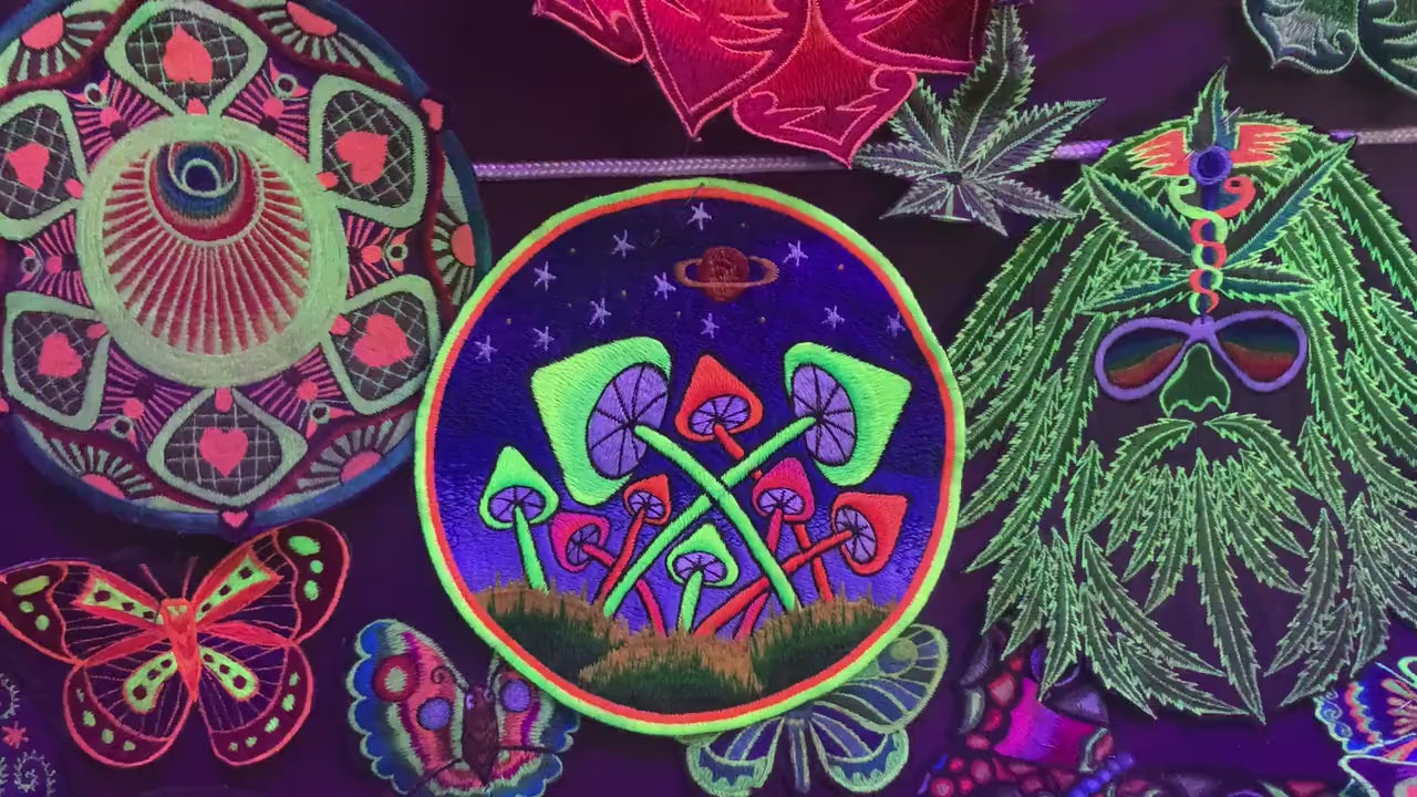 Glowing magic mushrooms Patch blacklight Psychedelic Psilocybin Shroom