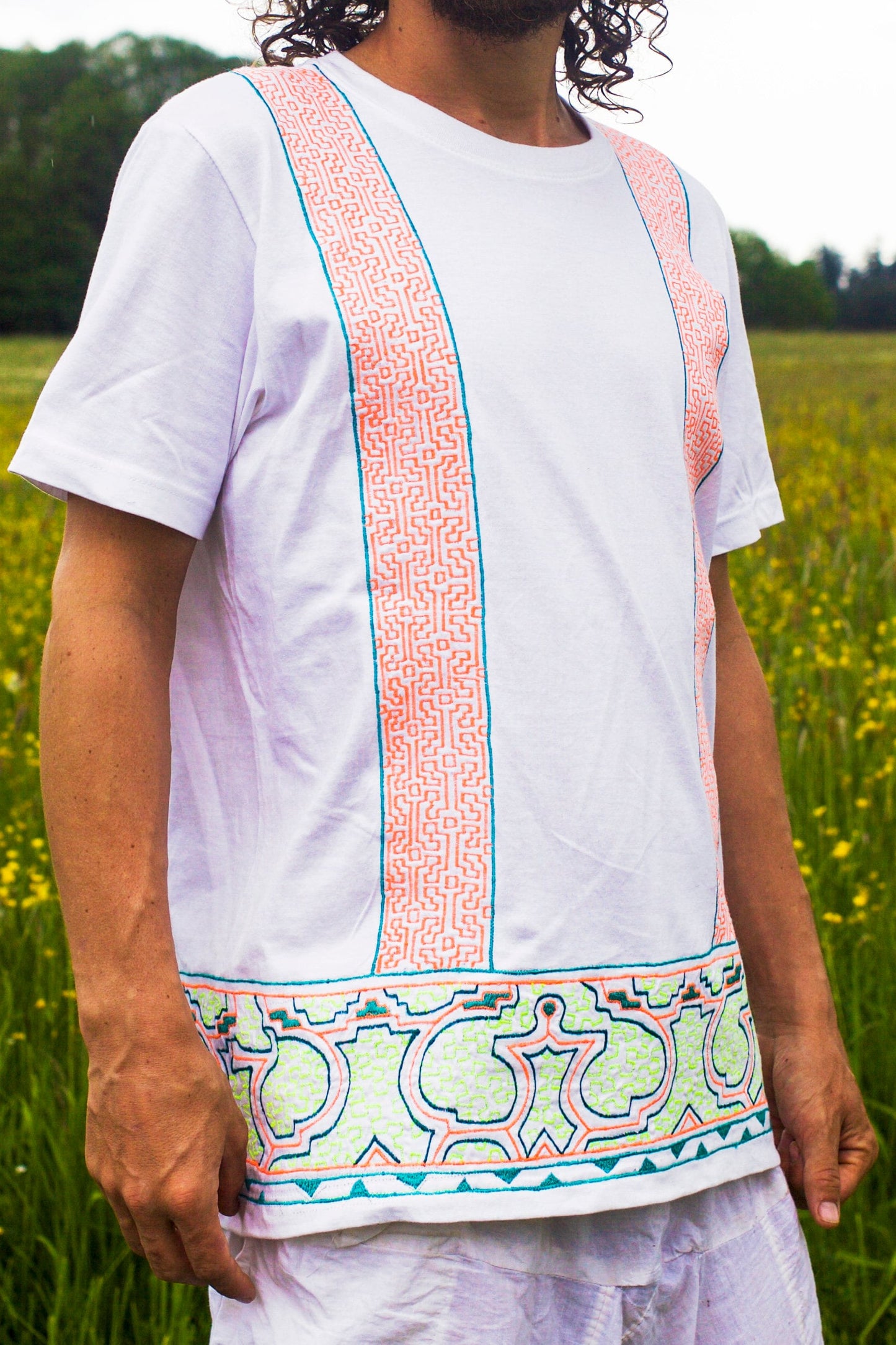 Ayahuasca T-Shirt white Shipibo Conibo DMT Psychedelic Artwork psy Tshirt yage