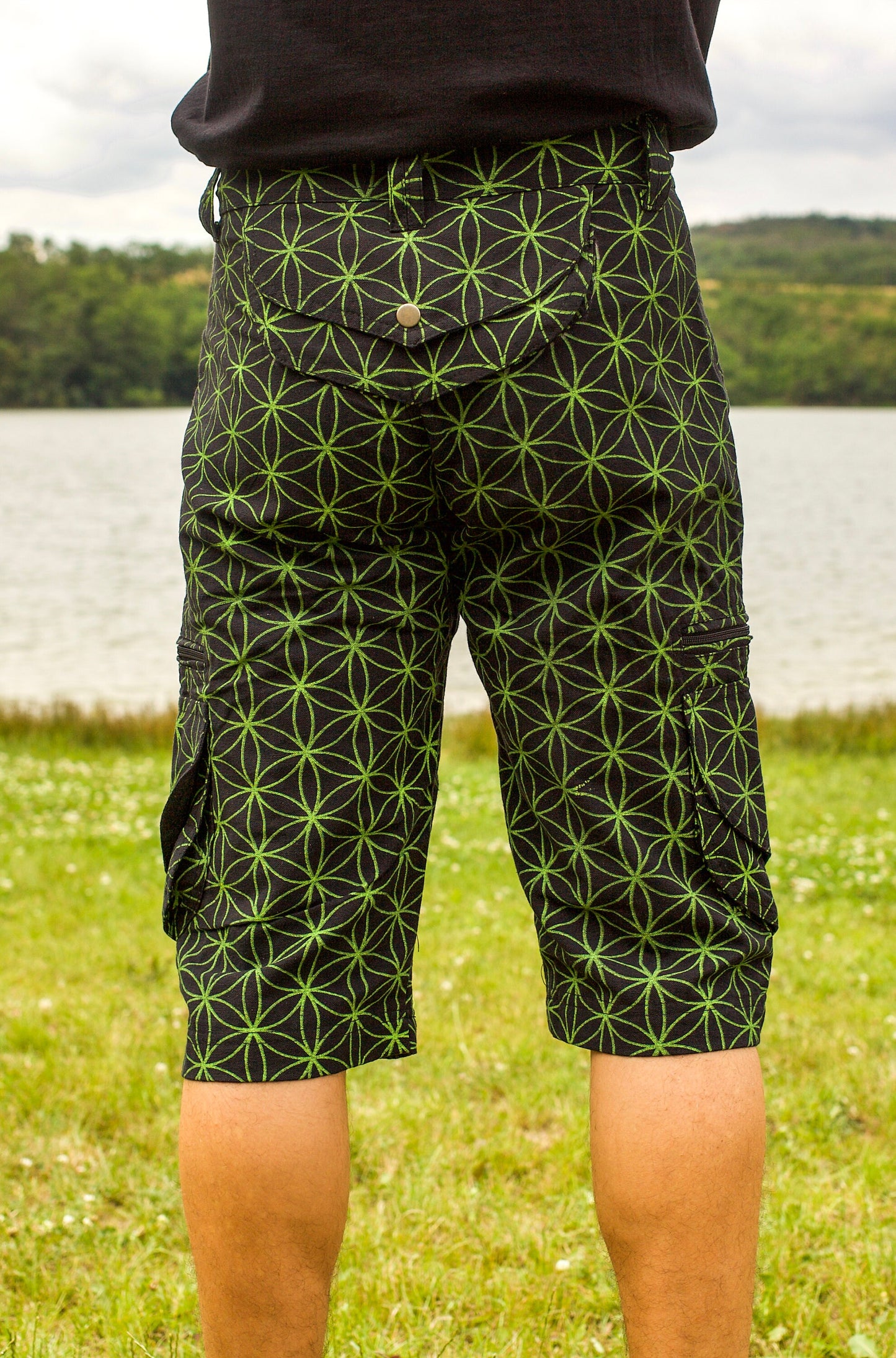 green Flower of Life Pants with many pockets - intelligent 2 in 1 shorts or long pants - handmade comfortable sacred geometry pattern