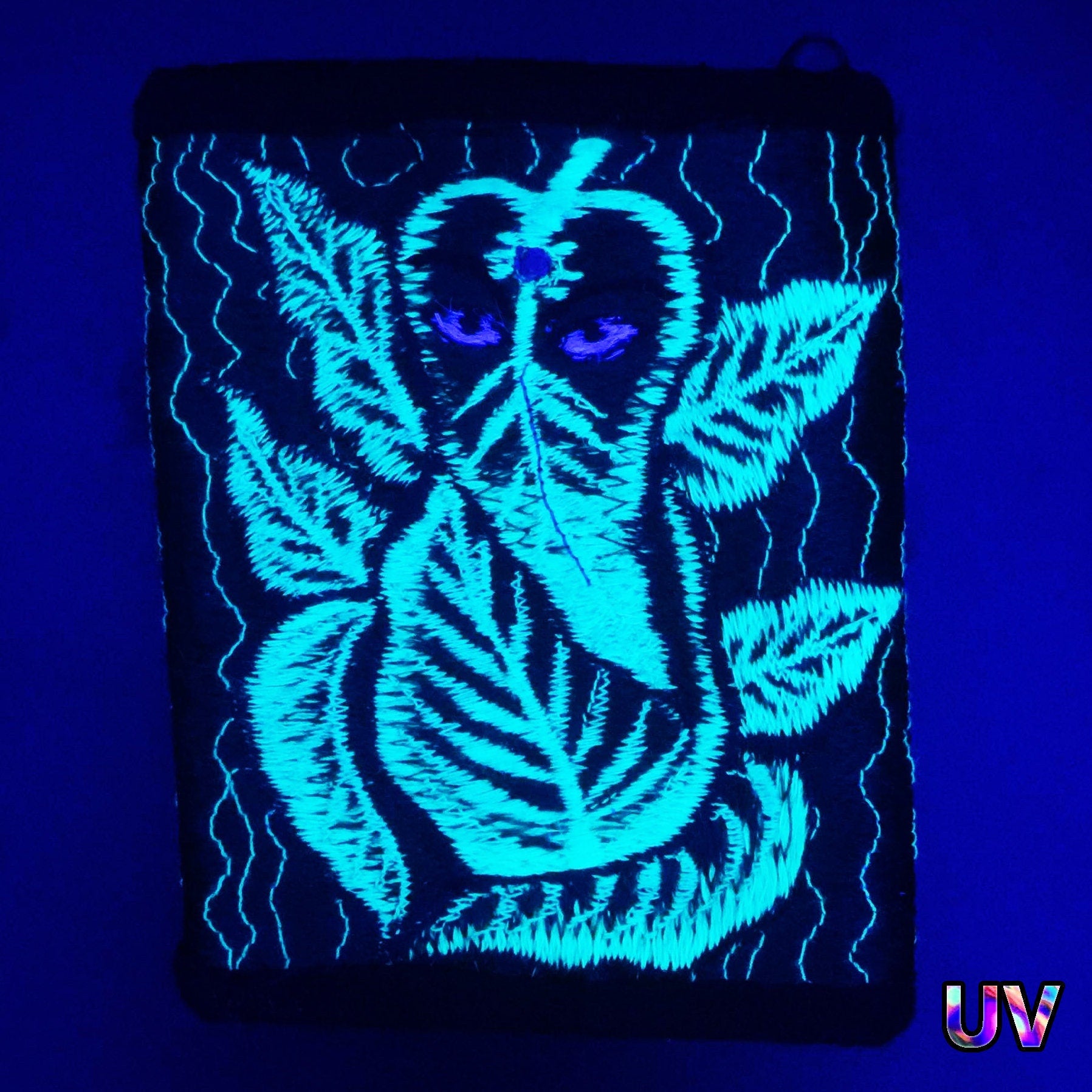 Green Ganesha moneypocket - blacklight glowing wallet pocket for coins and cards and 2 for papermoney with hook & loop handmade embroidery