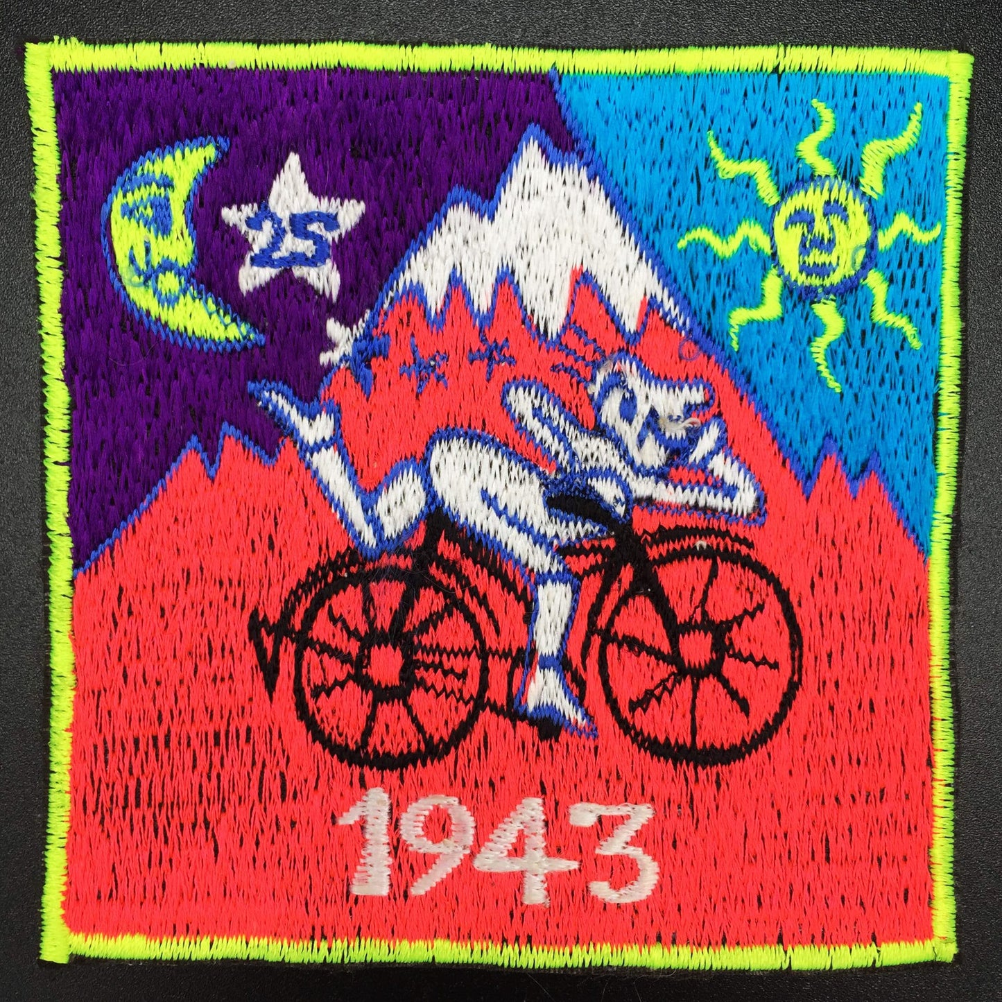 Bicycle Day Patch UV pink Albert Hofmann 1943 LSD Psychedelic Hippie Leary 3.5 inch embroidery for sew on psy trance festival wear outfit