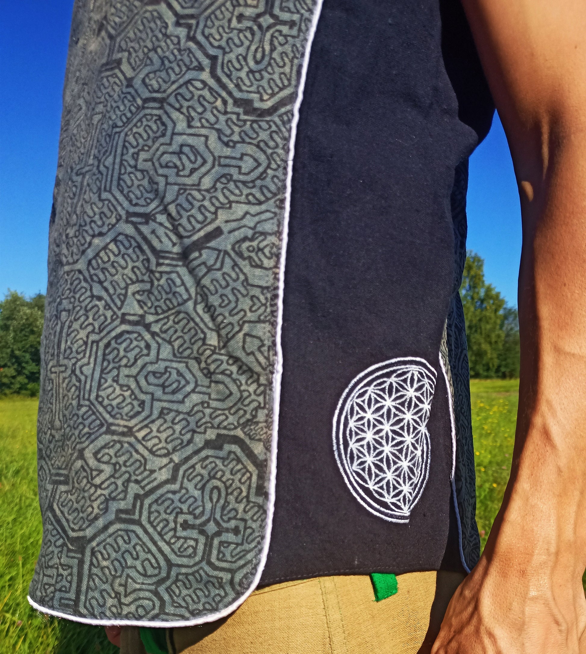Ayahuasca Jacket - handmade in your size on order - with secret zip lock inside pocket Goa Trance Psychedelic DMT icaro peru shaman yage