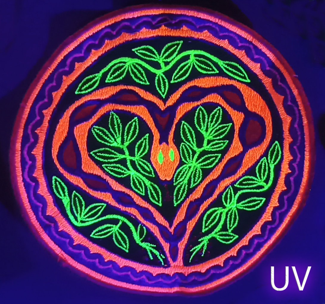 ayahuasca snake heart patch shipibo conibo dmt artwork blacklight active