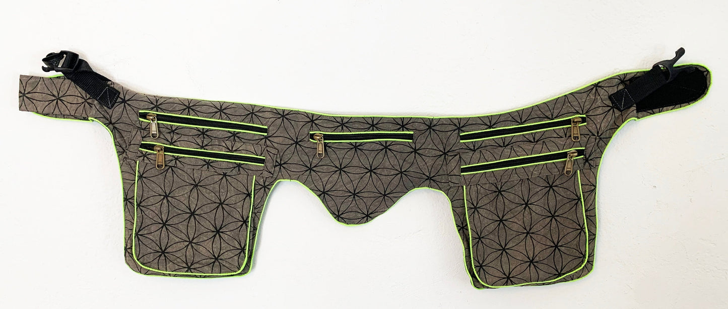Flower of Life Beltbag - 7 pockets, strong ziplocks, size adjustable with hook & loop and clip - UV yellow blacklight active outlines