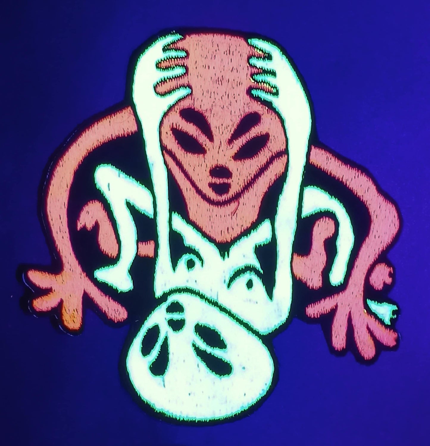 Alien Love Patch blacklight glowing embroidery - 3.5 inches - UV shining psychedelic Psytrance Extraterrestrial Sex is Fun Goa Trance Party