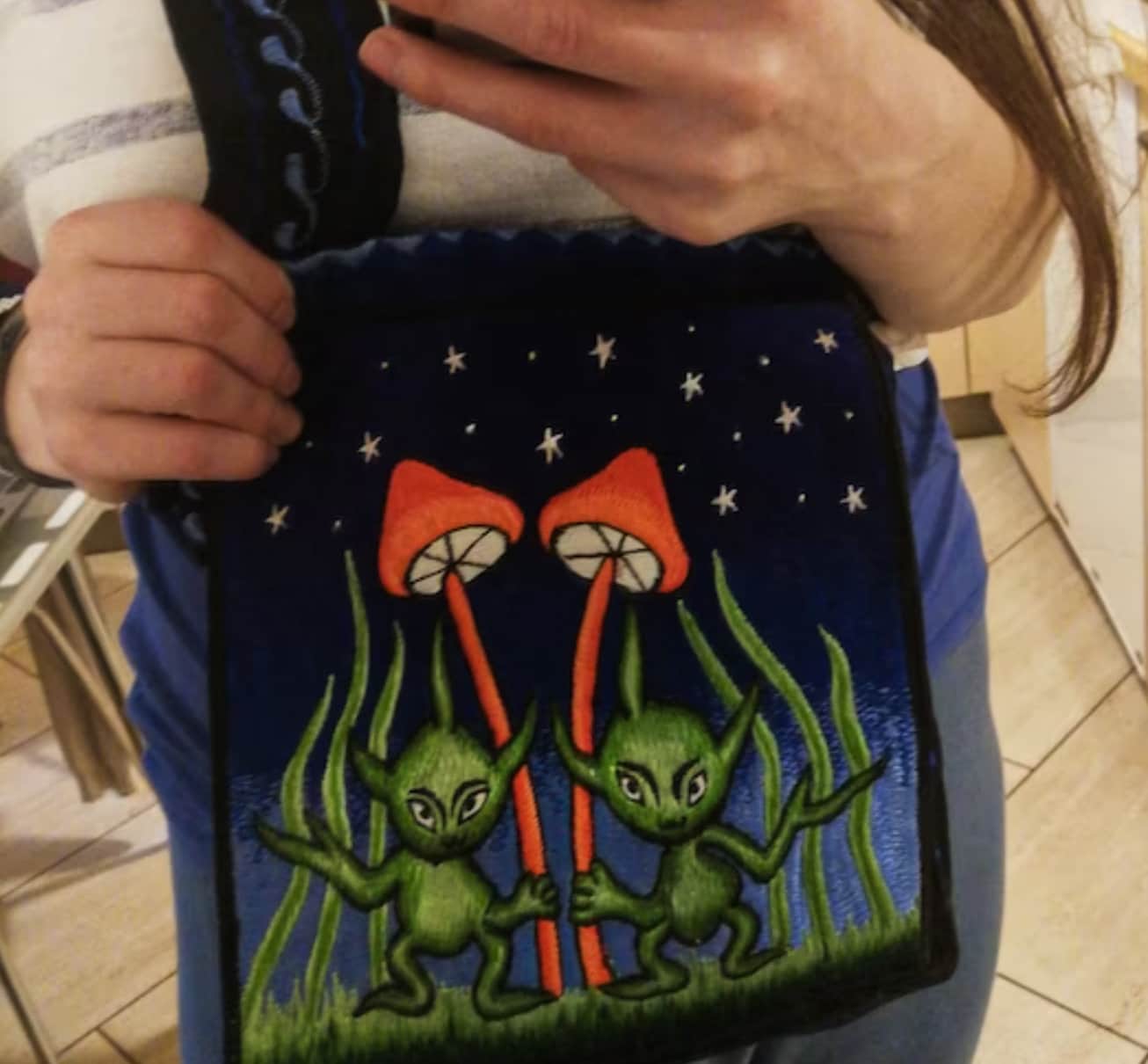 Alien Bag psychedelic shoulderbag goa trance embroidery magic mushroom aliens blacklight glowing