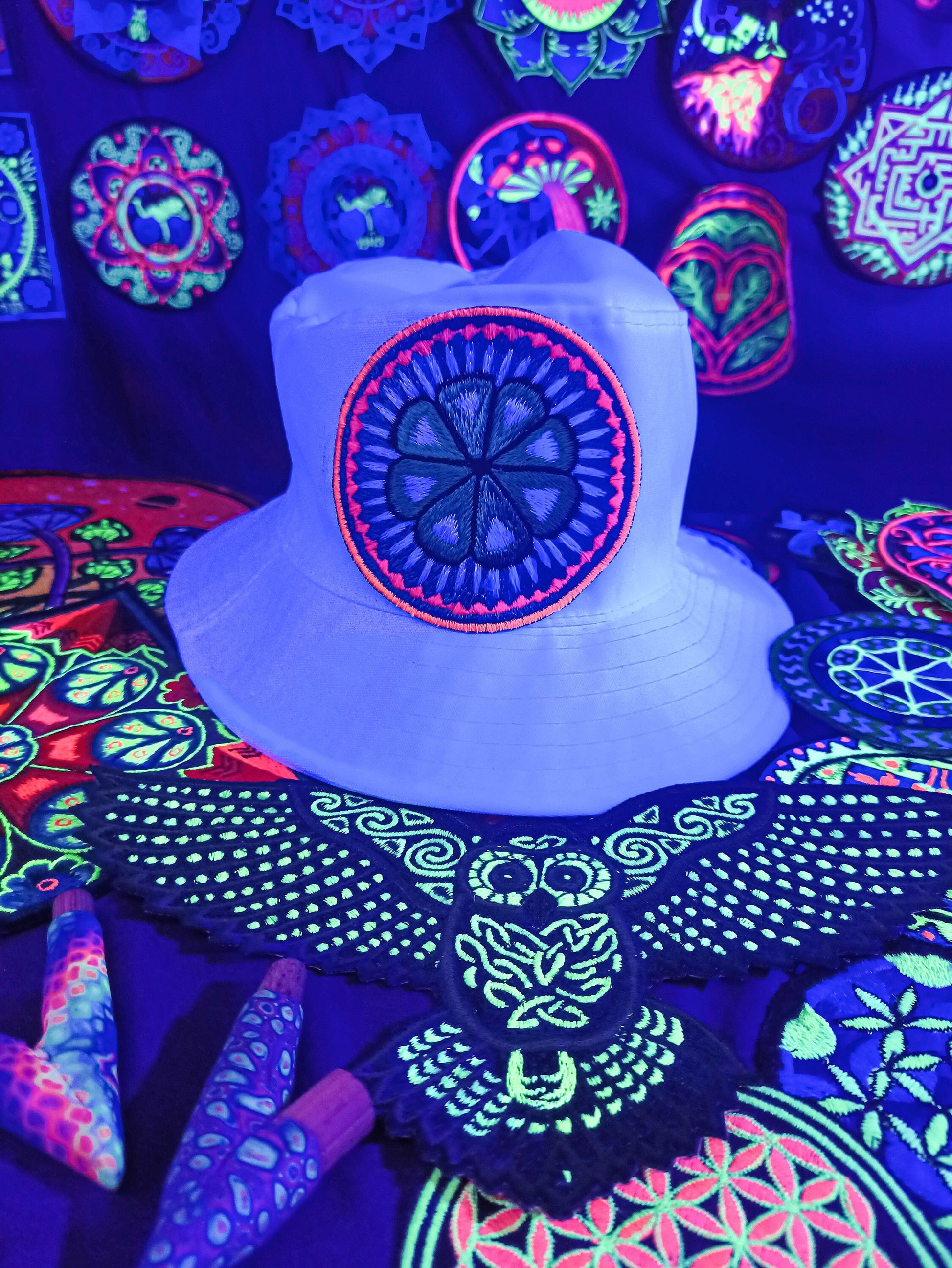 Peyote Mandala White Fisher Hat blacklight glowing hat with embroidery patch sacred mescaline Hikuri Huichol Cactus Art ceremony gear