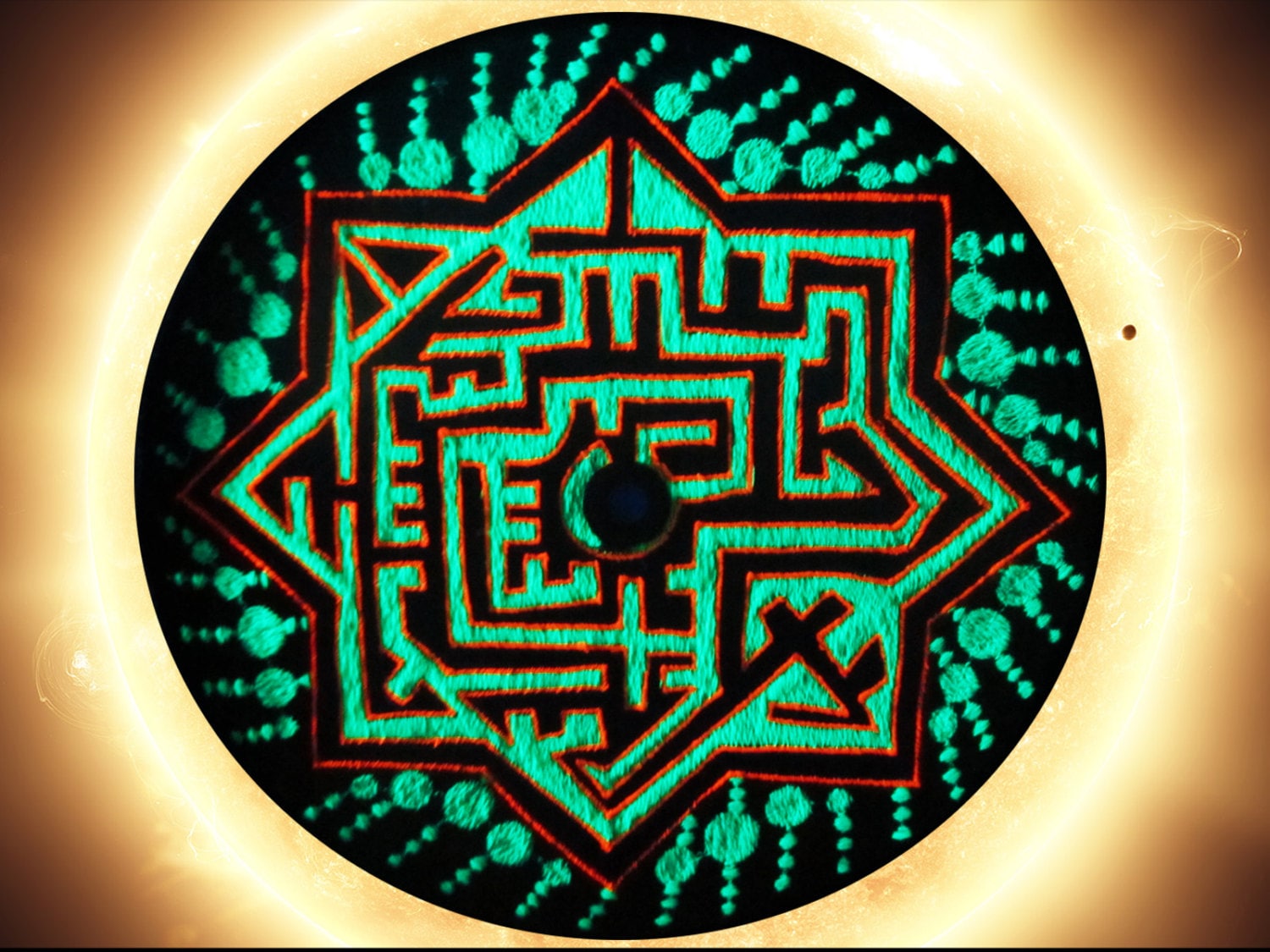 Mirror Labyrinth Patch blacklight active rainbow fractal