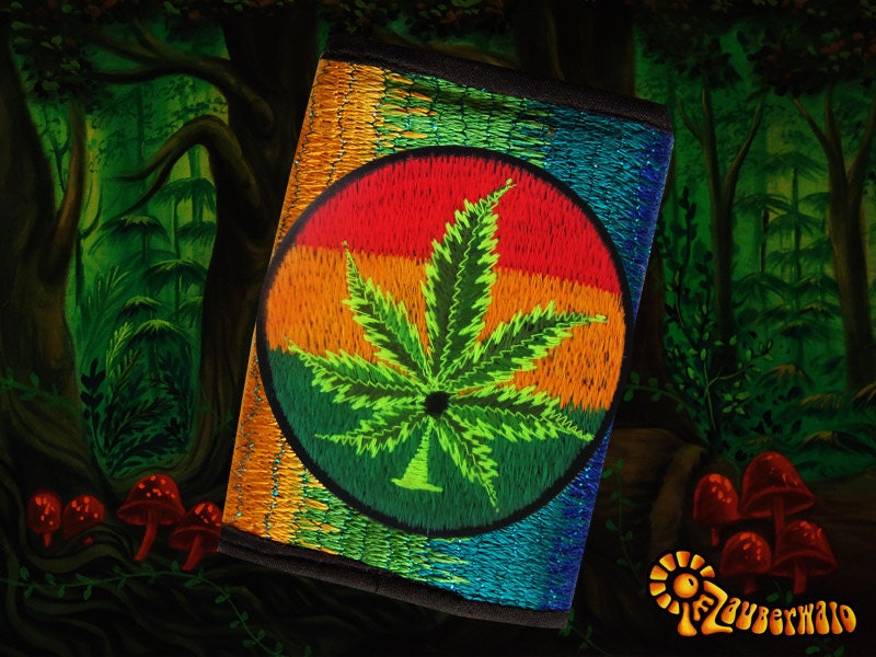 4 variations of cannabis moneypockets - pocket for coins and cards and 2 for papermoney with hook & loop - blacklight active weed thc wallet