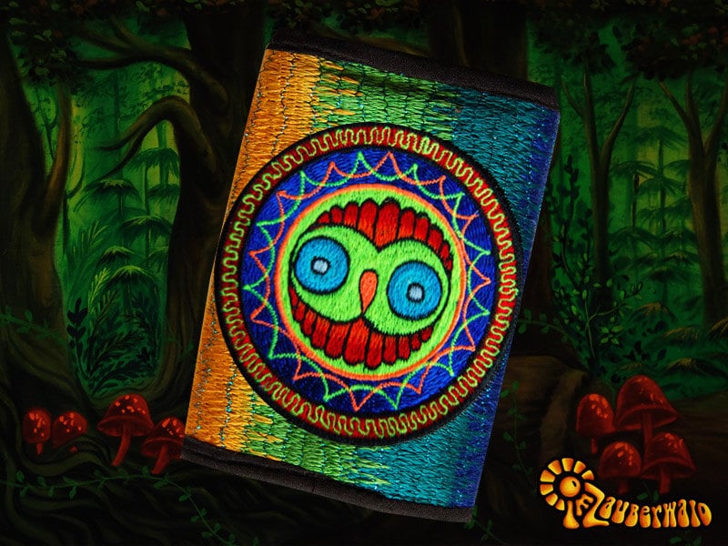 4 variations of holy geometry moneypockets - pocket for coins and cards and 2 for papermoney with hook & loop - blacklight active wallet