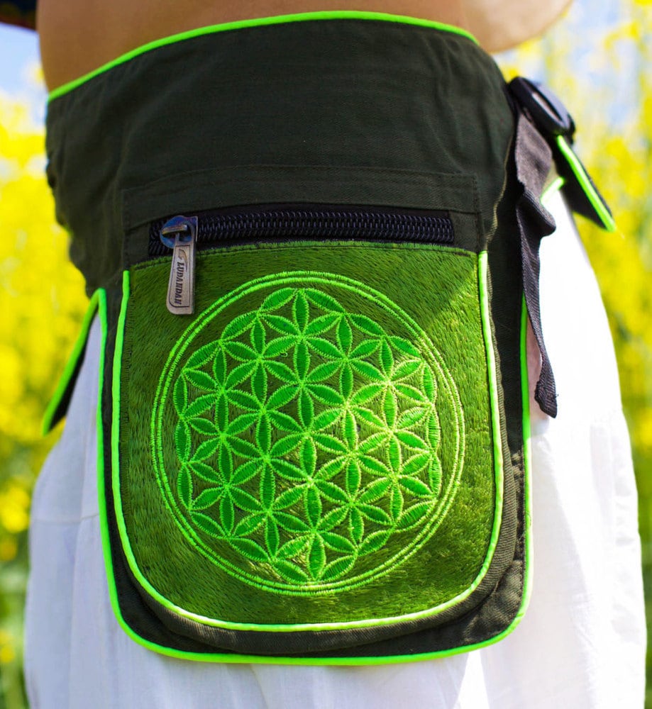 Beltbag green Flower of Life- 7 pockets strong ziplocks size adjustable with hook & loop and clip - blacklight active holy geometry