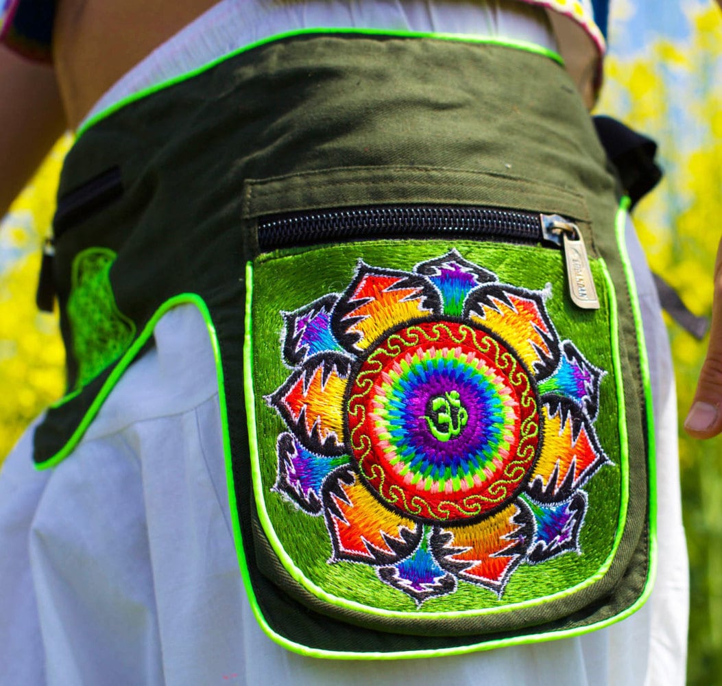 Beltbag rainbow AUM mandala - 7 pockets strong ziplocks size adjustable with hook & loop and clip - blacklight active cosmic music goatrance