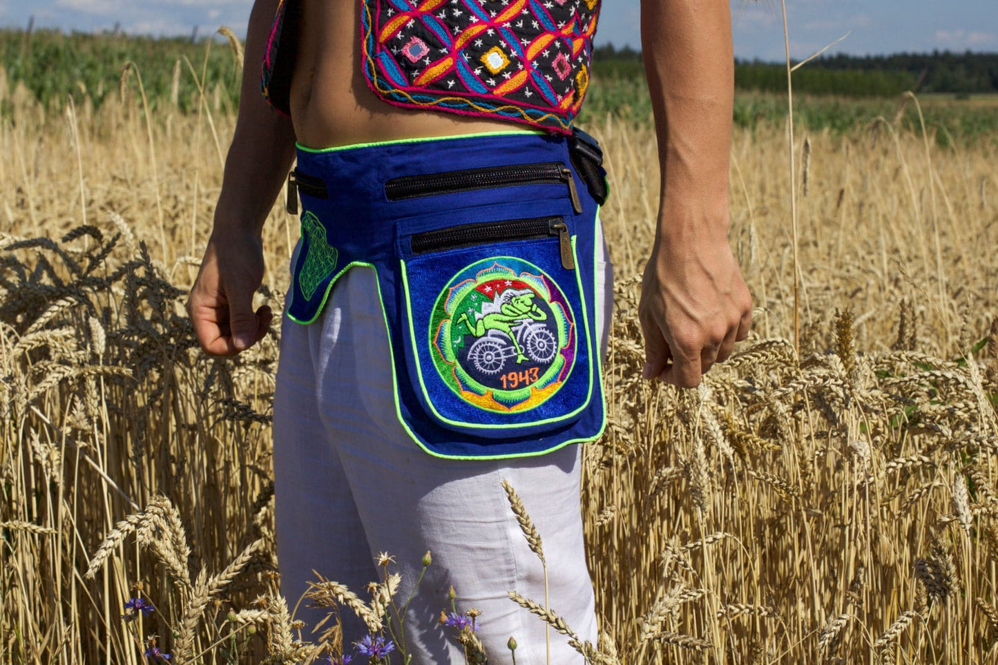 Beltbag hofmann mandala - 7 pockets, strong ziplocks, size adjustable -- hook & loop and clip - blacklight active lines flower of life