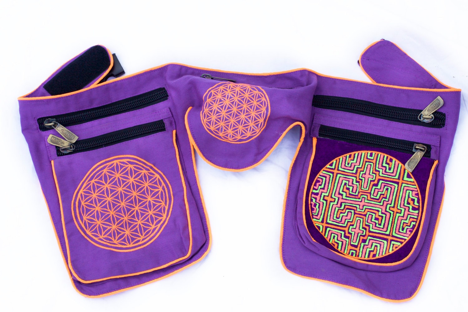 Beltbag Ayahuasca Shipibo Conibo - 7 pockets,strong ziplocks,size adjustable - hook & loop and clip - blacklight active lines flower of life