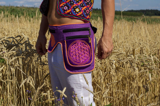 Beltbag purple Flower of Life - 7 pockets, strong ziplocks, size adjustable - hook & loop and clip - blacklight active lines flower of life