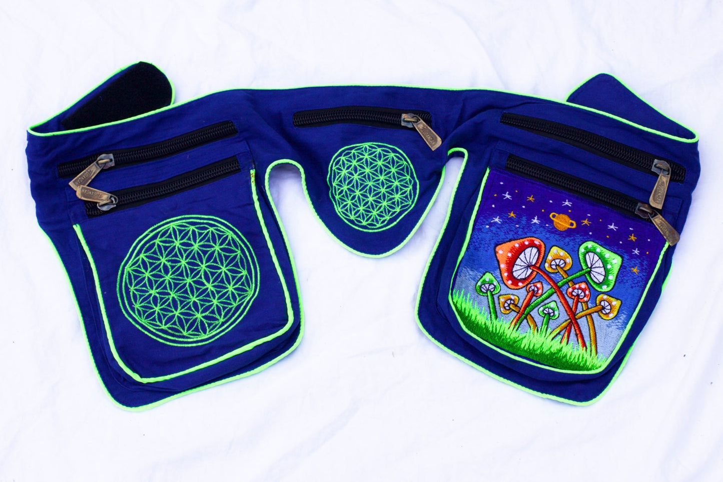 Beltbag Mushroom Planet Blue - 7 pockets, strong ziplocks, size adjustable - hook & loop and clip - blacklight active lines flower of life